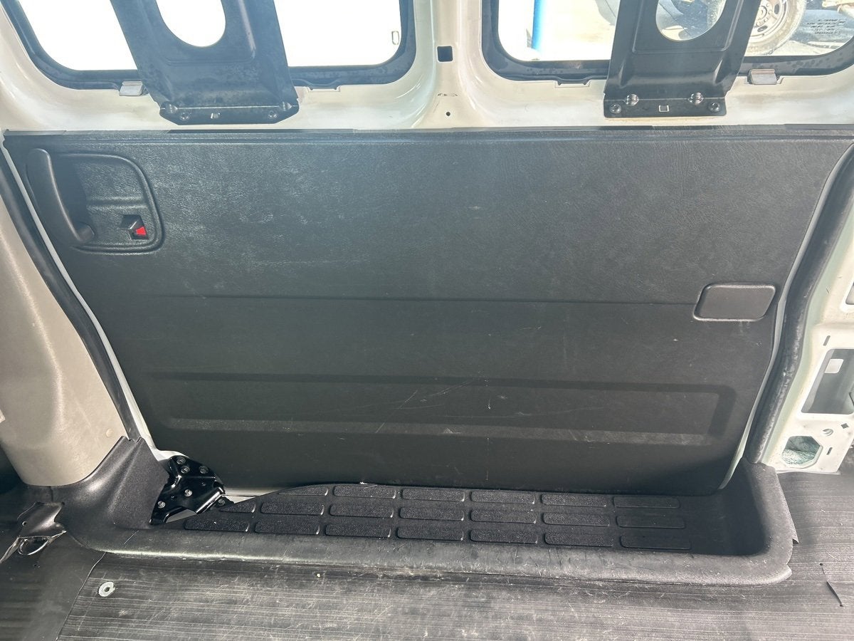 2022 Chevrolet Express 2500 Work Van Cargo