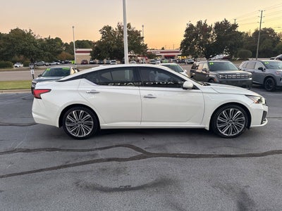 2023 Nissan Altima 2.5 SL