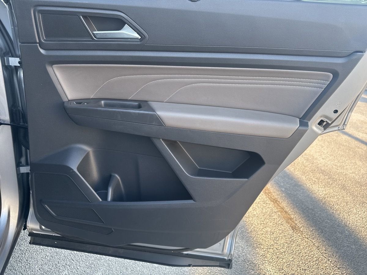 2023 Volkswagen Atlas 2.0T SE