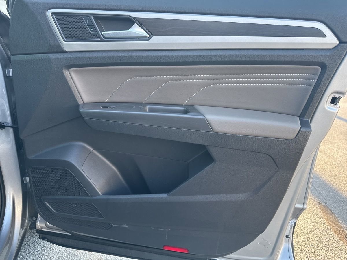 2023 Volkswagen Atlas 2.0T SE