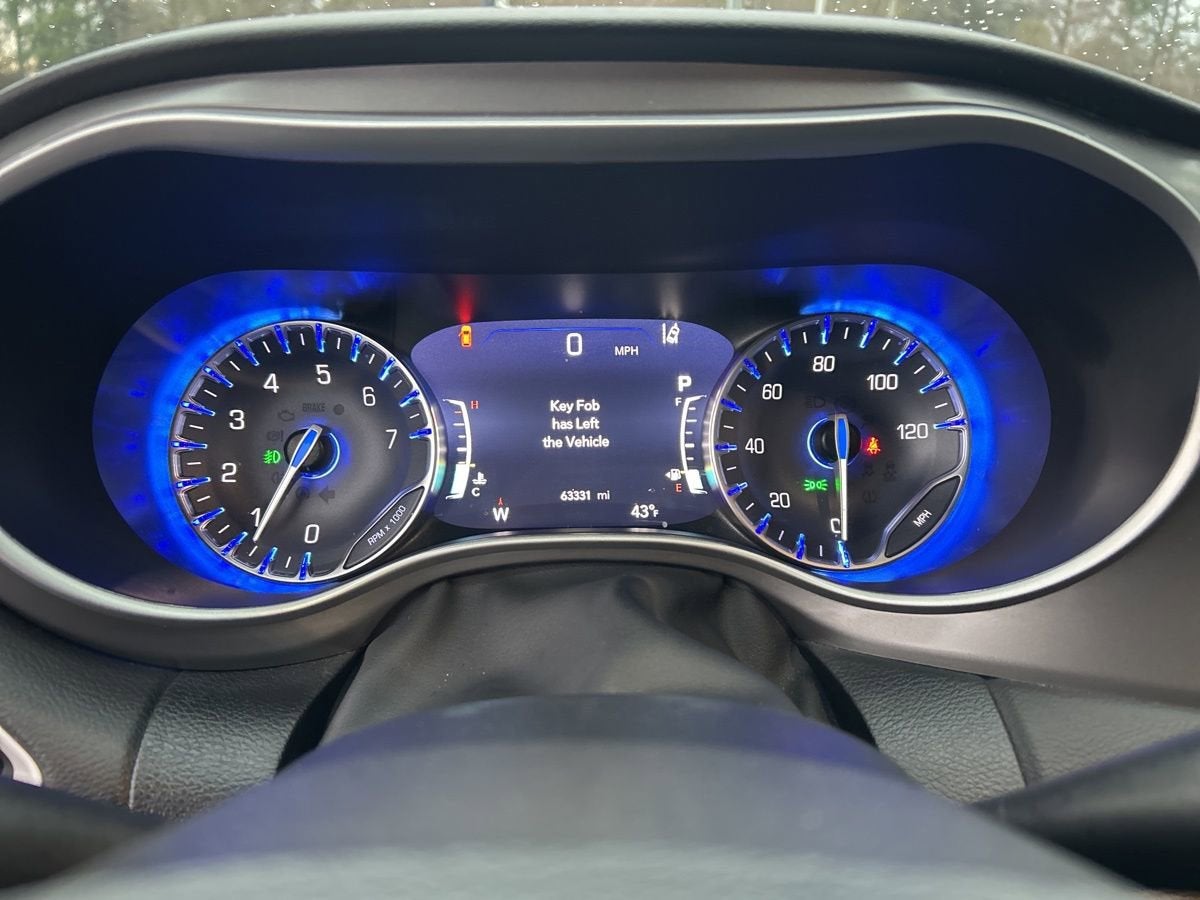 2025 Chrysler Pacifica Select