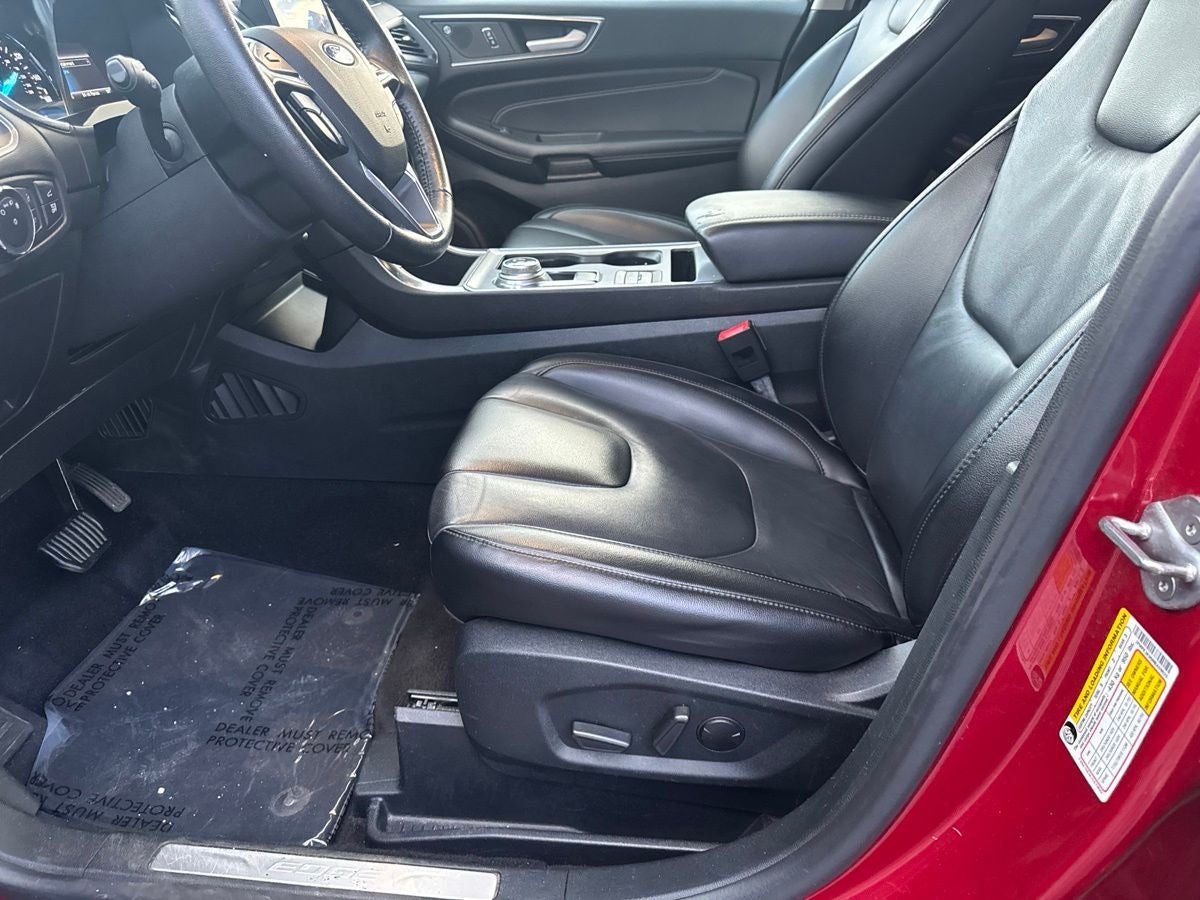 2021 Ford Edge Titanium