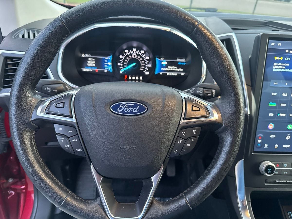 2021 Ford Edge Titanium