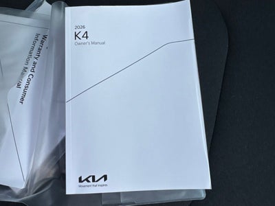 2026 Kia K4 LXS