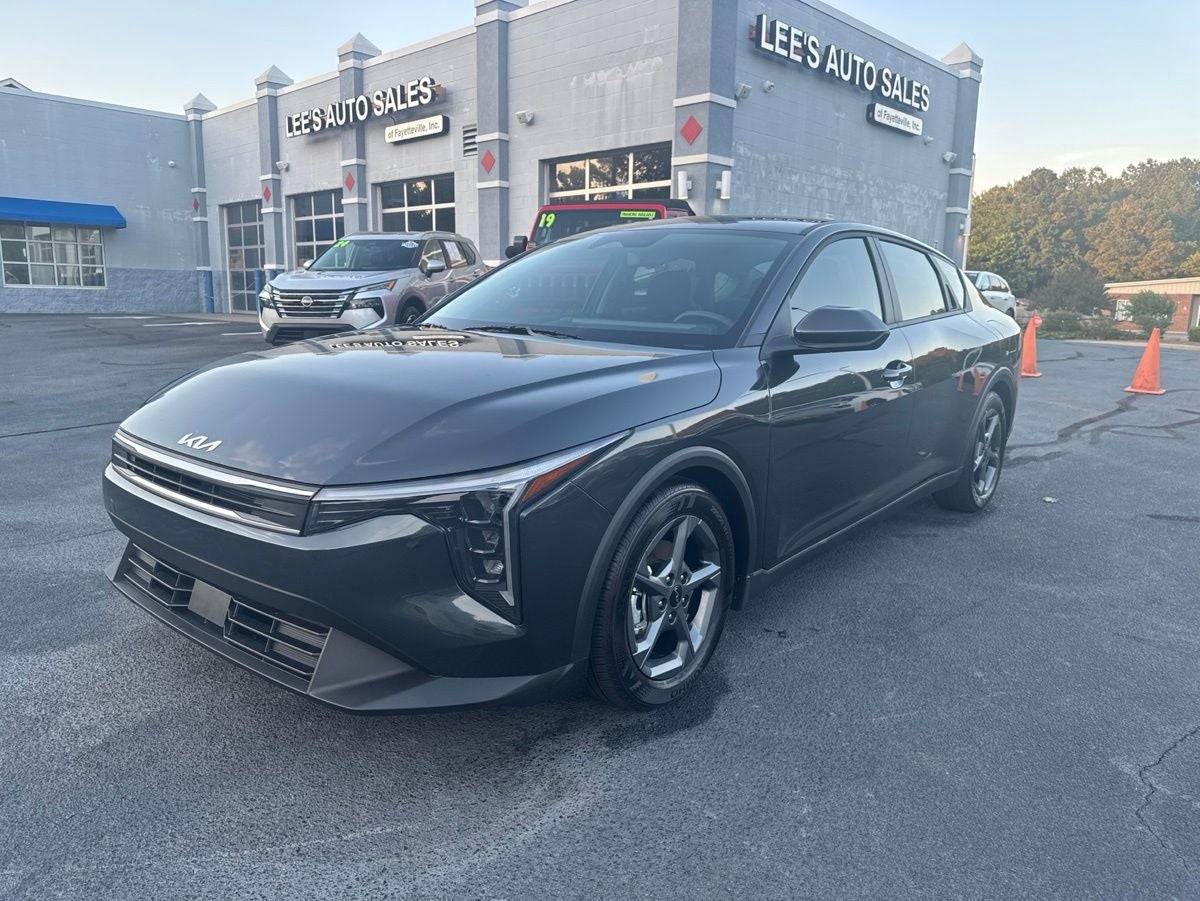 2026 Kia K4 LXS