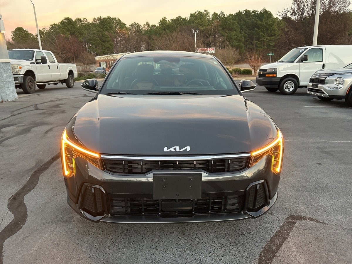 2025 Kia K4 GT-Line