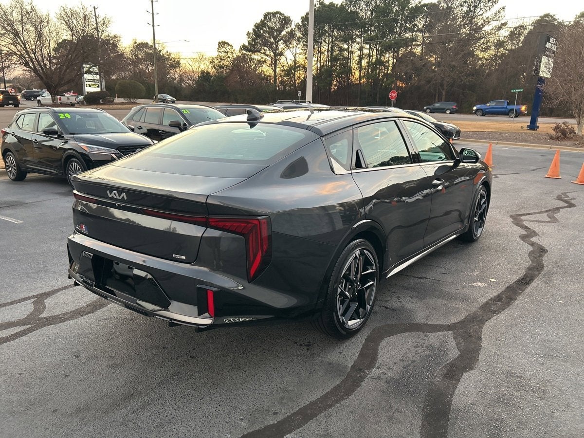 2025 Kia K4 GT-Line