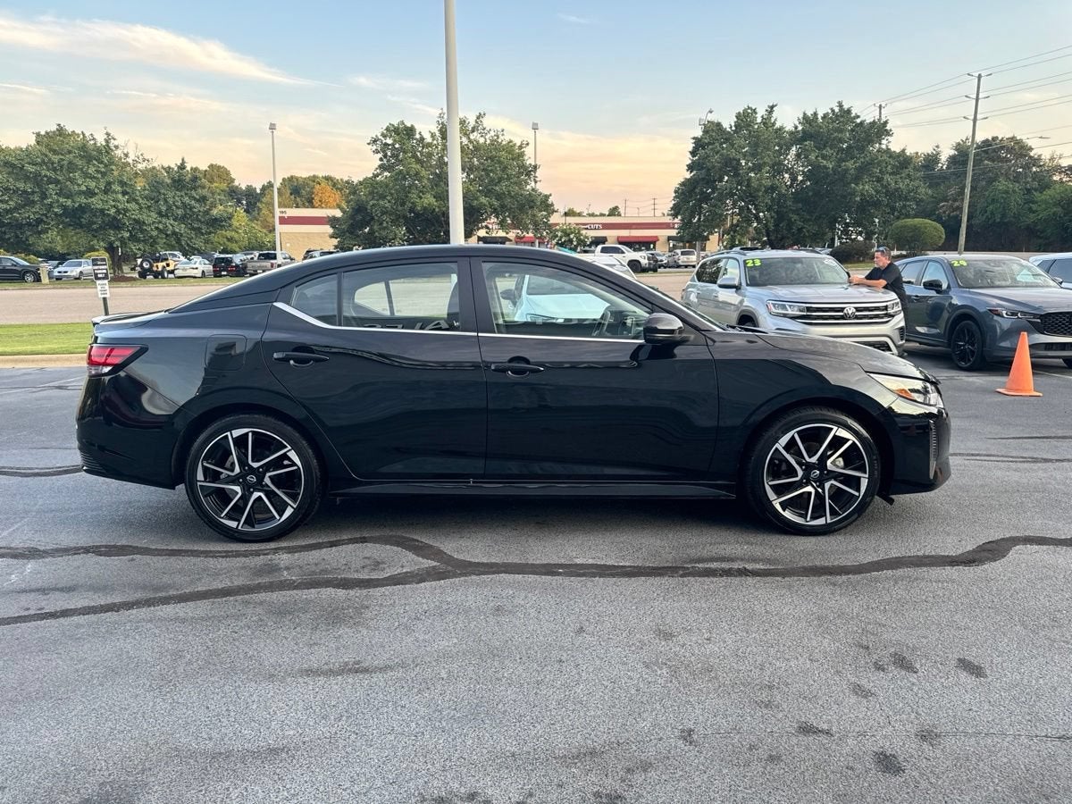 2025 Nissan Sentra SR