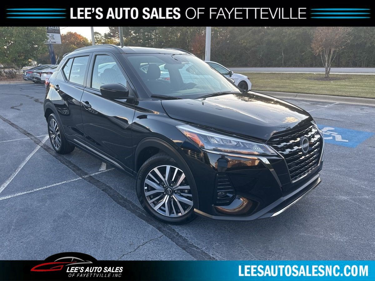 2024 Nissan Kicks SR