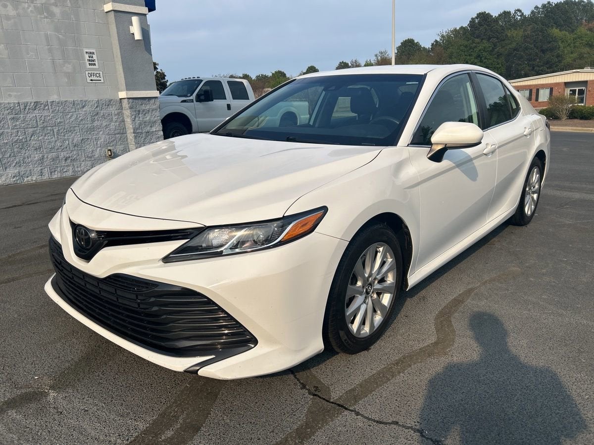 2019 Toyota Camry LE