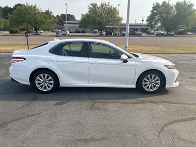 2019 Toyota Camry LE