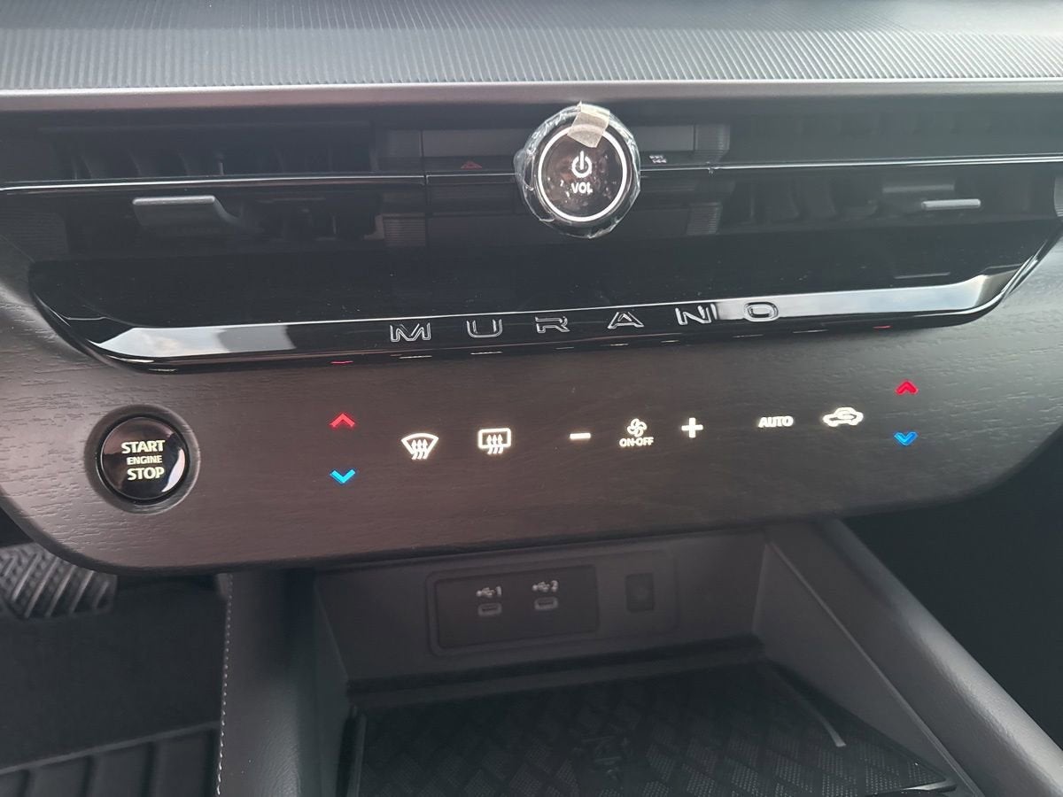 2025 Nissan Murano SV