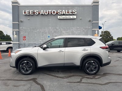 2024 Nissan Rogue SV