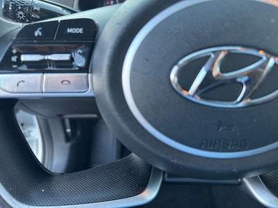 2023 Hyundai Elantra SE