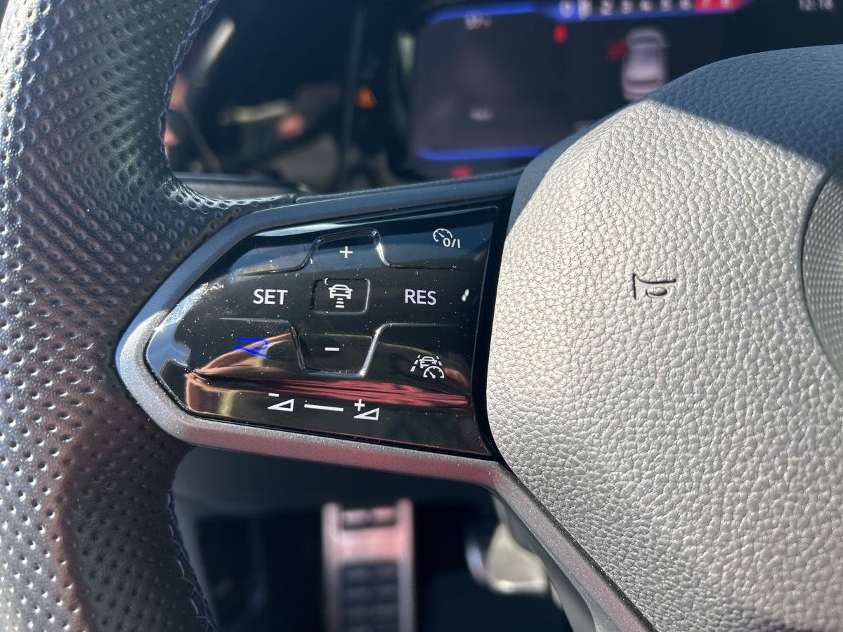 2022 Volkswagen Golf R 2.0T