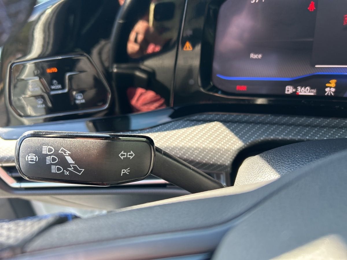 2022 Volkswagen Golf R 2.0T