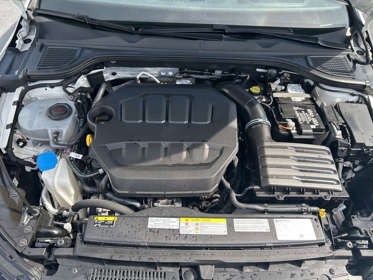 2022 Volkswagen Golf R 2.0T