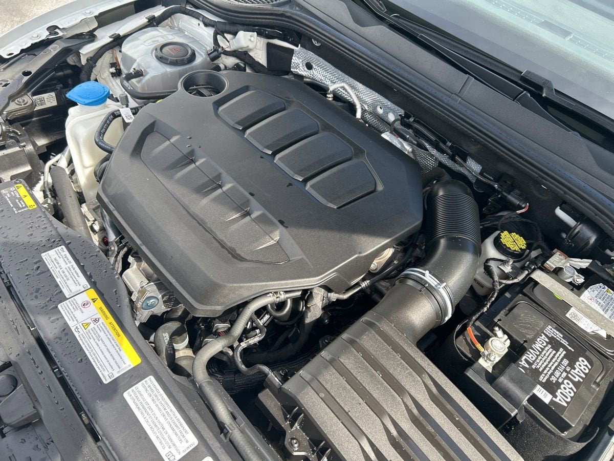 2022 Volkswagen Golf R 2.0T