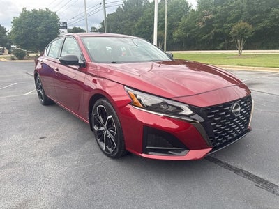 2023 Nissan Altima 2.5 SR