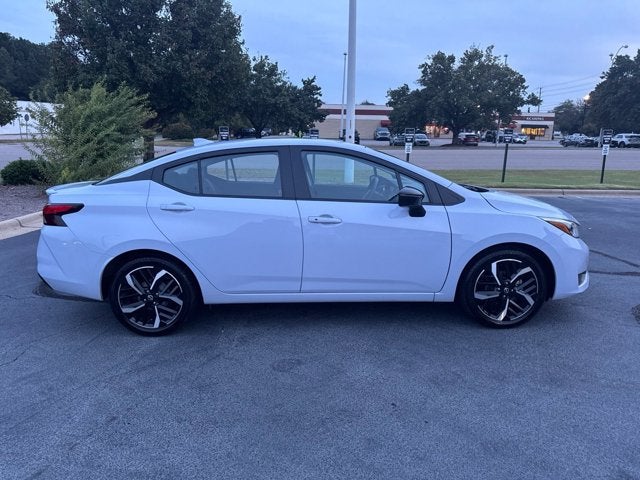 2025 Nissan Versa SR
